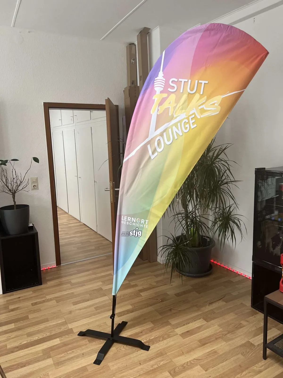 Beach Flag für Stutt-Talks (Jugendhaus Stuttgart) – Projektansicht 2